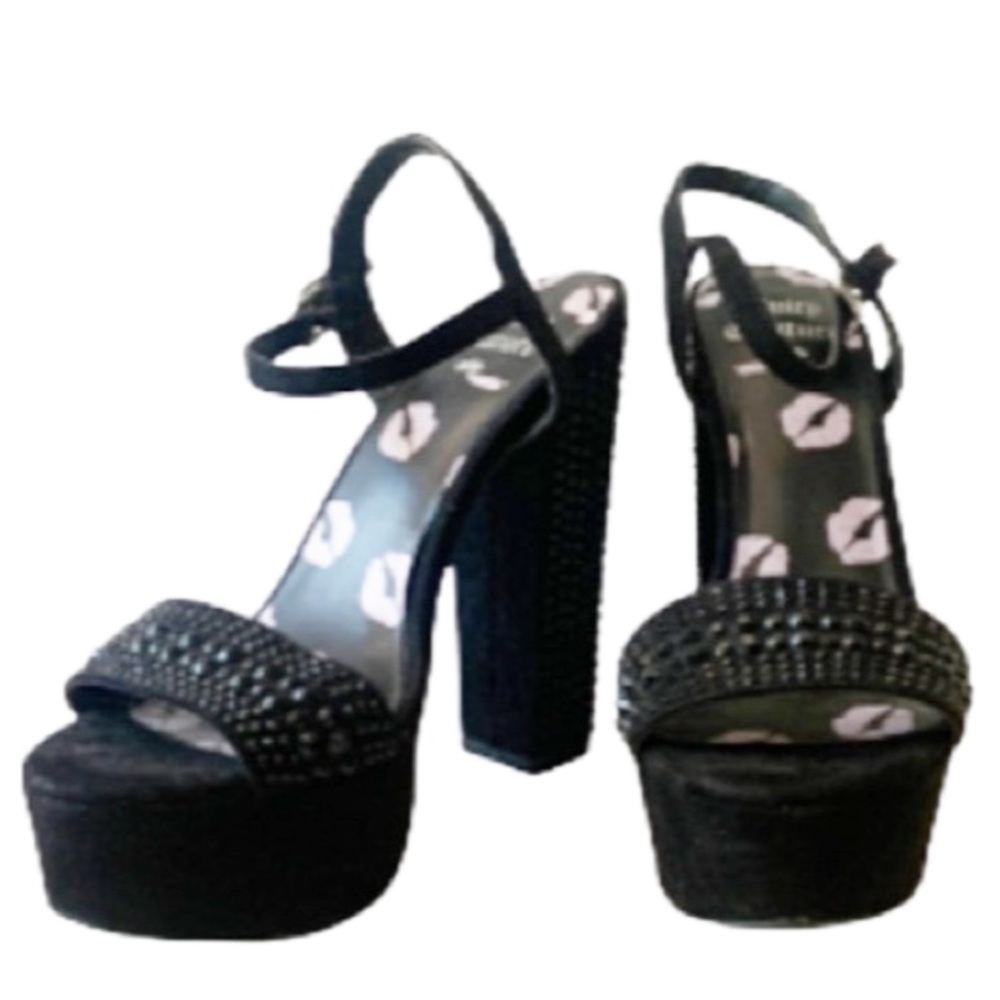 Juicy Couture Platform Bedazzled Platform Sandals